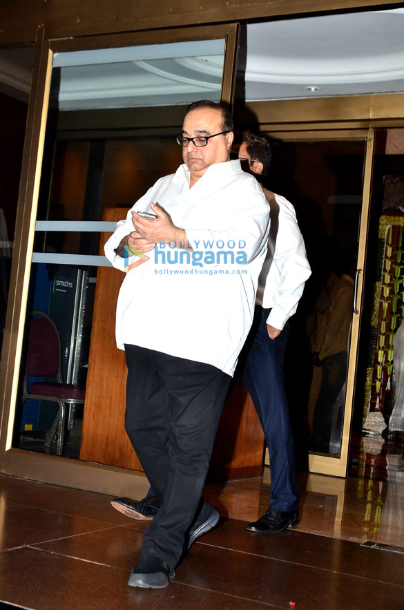 aishwaryas fathers prayer meet 19