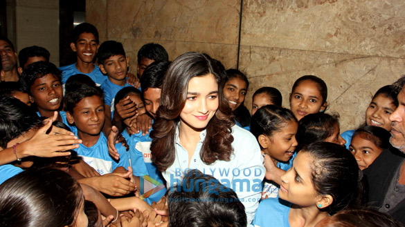 alia bhatt hosts a screening of beauty and the beast for ngo kids to celebrates her birthday 5
