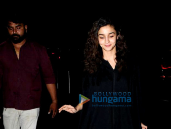 Alia Bhatt snapped at the airport while leaving for London