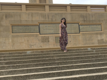 Amyra Dastur goes swimming in hot bikinis in Sri Lanka