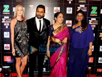 Celebs grace 'Zee Cine Awards 2017'