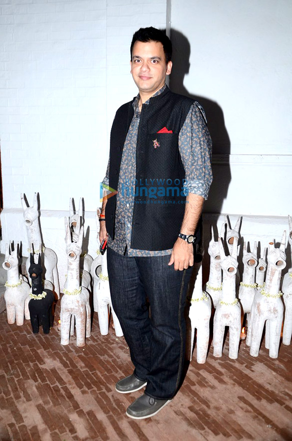 celebs grace opening of store raw mango 100