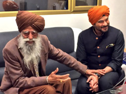 Check out: Anil Kapoor meets Turbaned Tornado, the 105 year old Marathon runner Fauji Singh