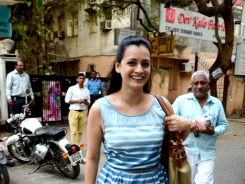 Dia Mirza snapped post salon session at B'Blunt