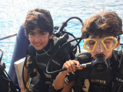Hrithik Roshan’s sons going snorkeling is the cutest picture you will see on the internet today!