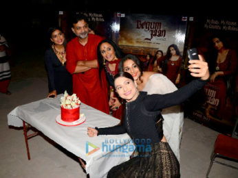 Ila Arun celebrates her birthday with the cast of 'Begum Jaan'