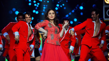 Kareena Kapoor Khan sets the stage on her with her first performance post pregnancy