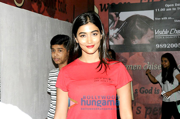 pooja hegde snapped post screening of lion 6