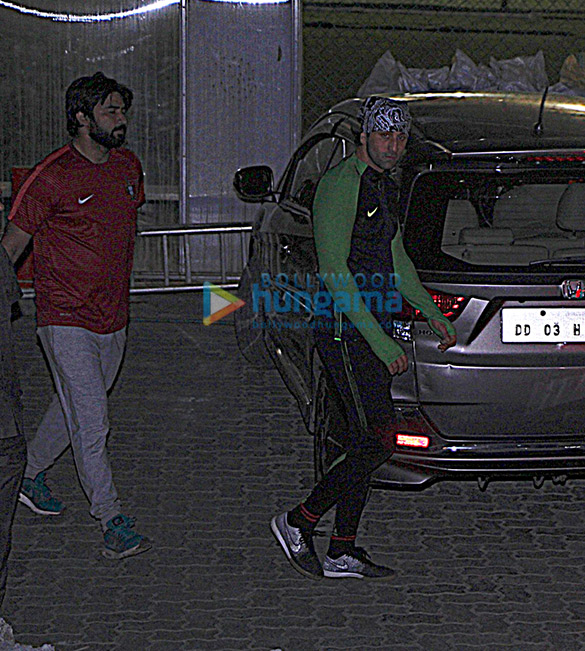 ranbir kapoor snapped post football practice 2