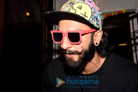 ranveer singh snapped at a dubbing studio in bandra 3