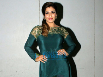 Raveena Tandon and Kiara Advani promote 'Mast Mast' song for 'Machine'