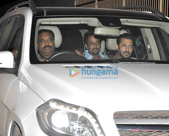 salman khan sonakshi sinha and others at seema khans birthday bash 3