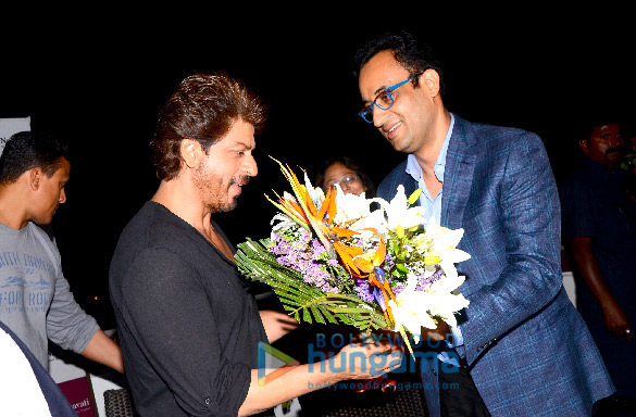 shah rukh khan launches bone marrow transplant centre birthing centre at nanavati super speciality hospital 7