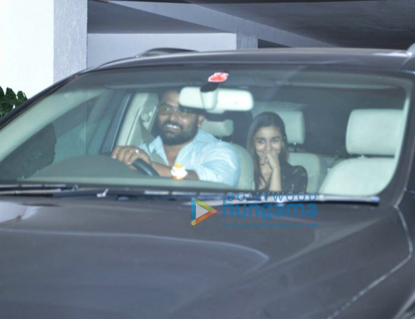Sidharth Malhotra, Alia Bhatt & Badshah snapped post dinner at Karan Johar’s house Sidharth Malhotra, Alia Bhatt & Badshah snapped post dinner at Karan Johar’s house