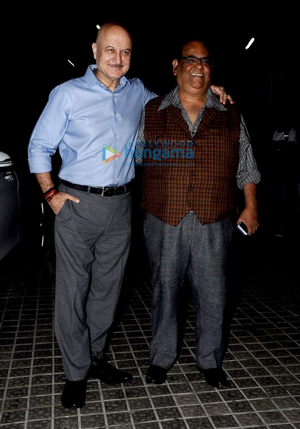 special screening of naam shabana 11