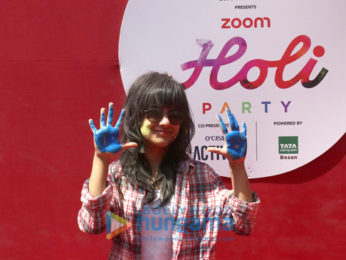 Varun Dhawan & Alia Bhatt grace the Zoom Holi party 2017