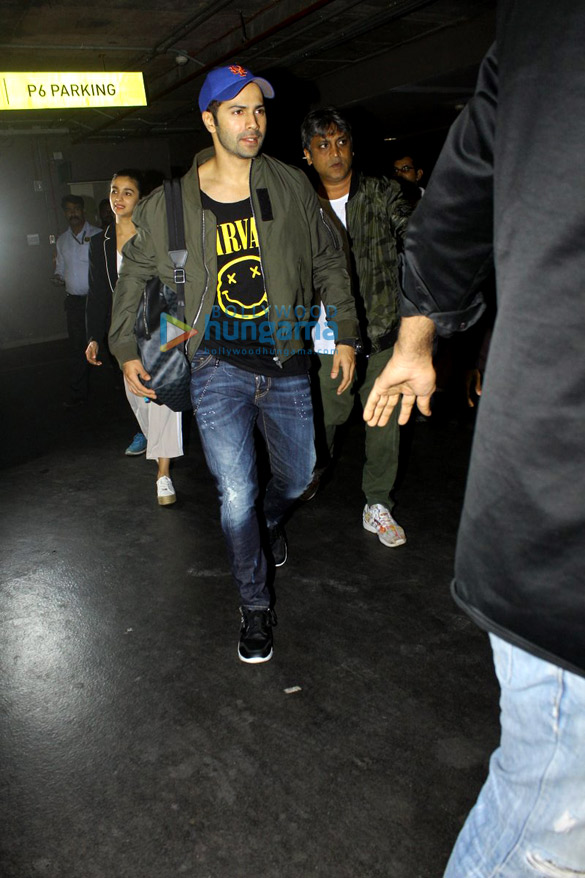 varun dhawan alia bhatt return from badrinath ki dulhania promotions in kolkata 6