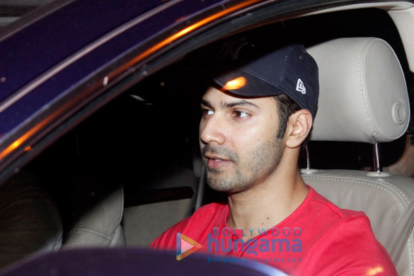 Varun Dhawan & Sidharth Malhotra visit Karan Johar’s house to meet his babies Varun Dhawan & Sidharth Malhotra visit Karan Johar’s house to meet his babies