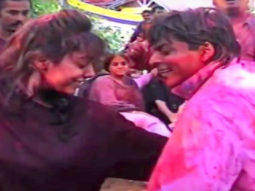 Watch: Here’s how a FULLY DRENCHED Shah Rukh Khan and Gauri Khan celebrated Holi