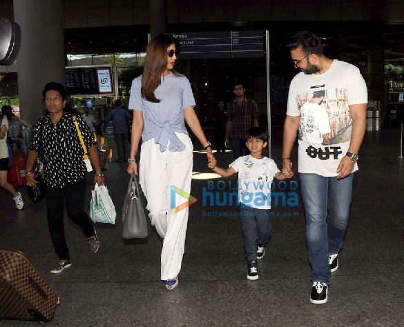 aamir khan and shilpa shetty snapped at the airport 5