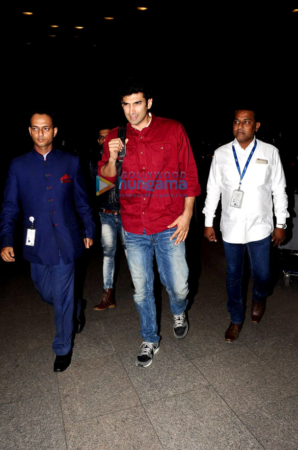 aditya roy kapur departs for berlin 4