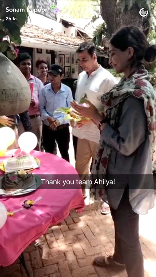 Akshay Kumar and Sonam Kapoor received a grand party from the locals of MP and here’s why!