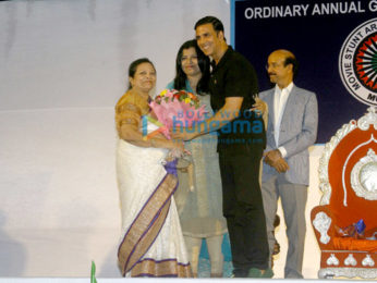 Akshay Kumar launches the insurance scheme for movie stunt men