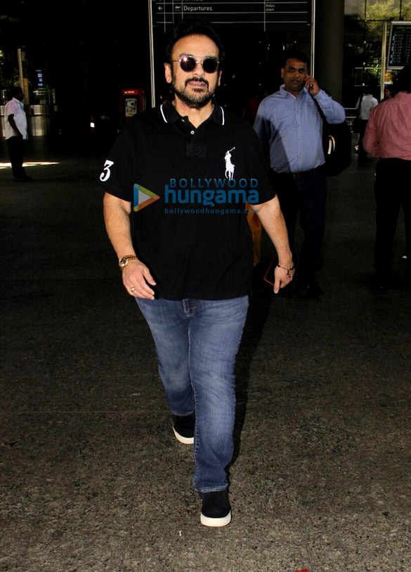 deepika shraddha arjun snapped at the airport 5
