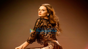 Celebrity Photos of Evelyn Sharma