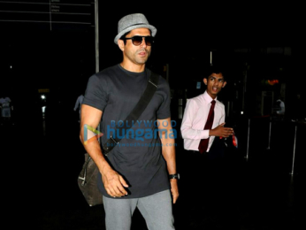 Farhan Akhtar snapped at the airport