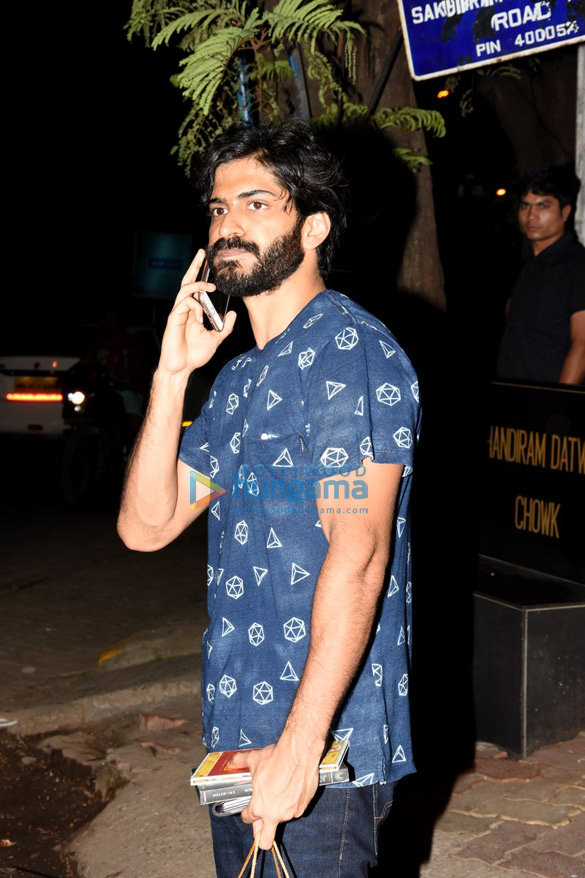 harshvardhan kapoor snapped post dinner at the korner house 6
