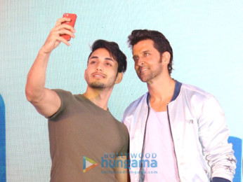 Hrithik Roshan graces the launch of Happn App