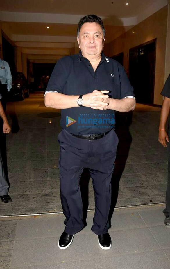 kapoor khandaan graces babitas birthday 7