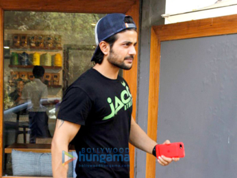 Kiara Advani and Mustafa Burmawalla snapped post lunch at Sequel