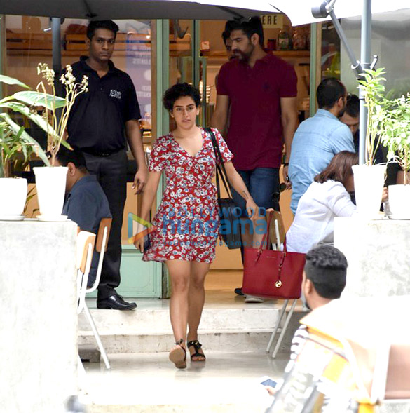 kiara advani and sanya malhotra snapped post lunch at the kitchen garden 2