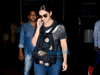 Parineeti Chopra, Elli Avram, Huma Qureshi & Sonakshi Sinha snapped at the airport