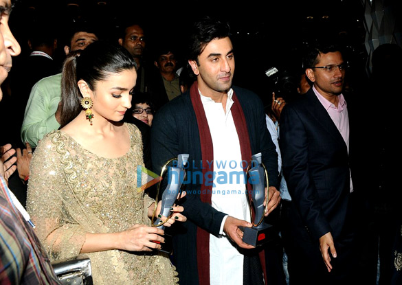 ranbir kapoor and alia bhatt grace the lokmat maharastrian of the year awards 10