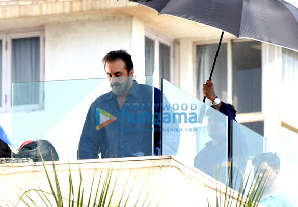 ranbir kapoor photographed in sanjay dutts get up 1