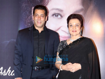 Salman Khan, Dharmendra & Jeetendra grace the launch of Asha Parekh's book 'The Hit Girl'