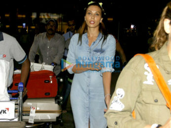 Salman Khan and family arrives back from Maldives post celebrating Ahil's first birthday
