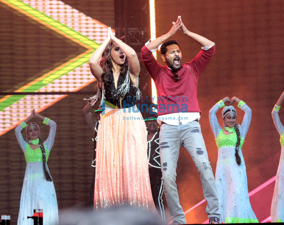 salman khan at the dabangg tour in auckland new zealand 12