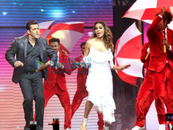 Salman Khan at the Dabangg Tour in Auckland, New Zealand