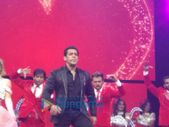 Salman Khan & team perform at Da-bangg Tour Concert in Melbourne