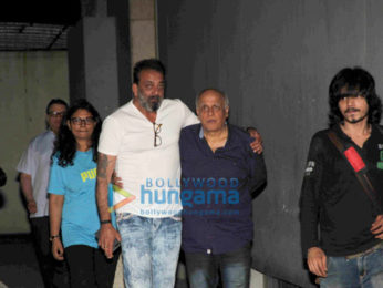 Sanjay Dutt, Mahesh Bhatt & Pooja Bhatt snapped post meeting at Vishesh Films' office