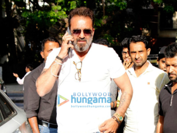 Sanjay Dutt snapped at Vishesh Films’ office Sanjay Dutt snapped at Vishesh Films’ office