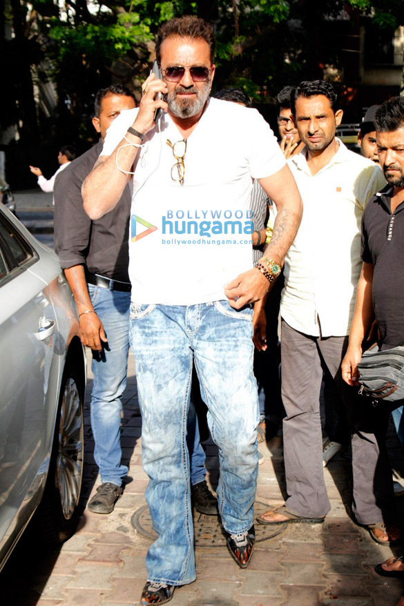 Sanjay Dutt snapped at Vishesh Films’ office Sanjay Dutt snapped at Vishesh Films’ office