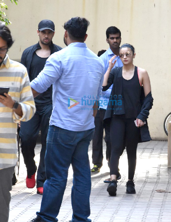 Sidharth Malhotra and Alia Bhatt snapped post meeting at Vishesh films’ office Sidharth Malhotra and Alia Bhatt snapped post meeting at Vishesh films’ office