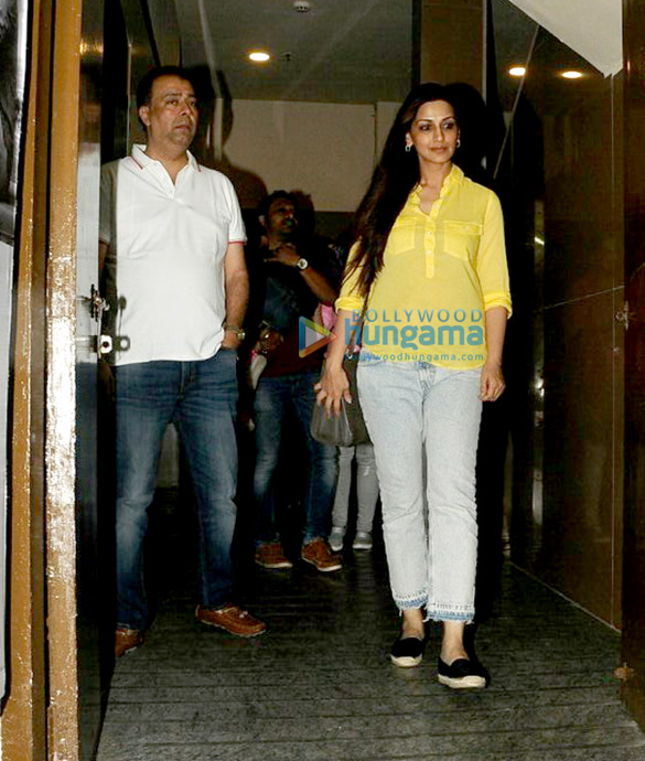 sonali bendre and goldie behl snapped at pvr 6