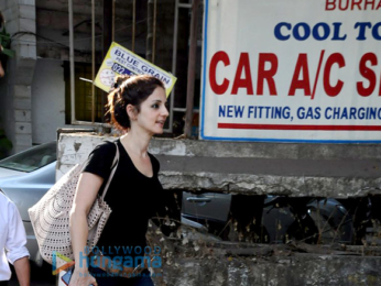 Sussanne Roshan, Twinkle Khanna & Gayatri Oberoi snapped post salon session