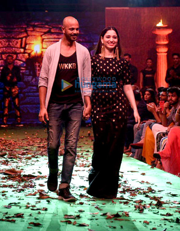 tamannaah walks for bahubali fashion show 5